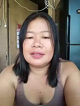 lickmepussy21 online show from February 2026 12:18:02 AM