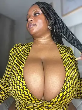 Hyra Ari online show from December 2025 07:48:02 AM