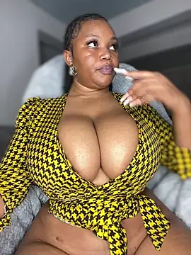 Hyra Ari online show from February 2026 06:26:02 PM