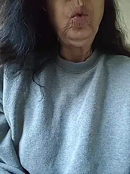 Susannemilf online show from November 2025 02:05:02 PM