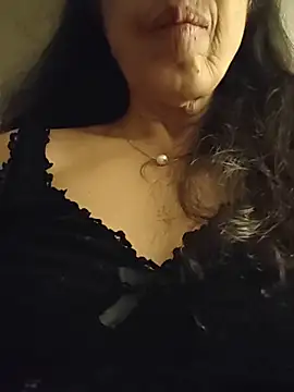 Susannemilf online show from November 2025 02:46:02 AM