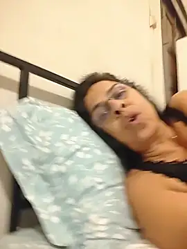 Susannemilf online show from March 2026 02:56:02 PM