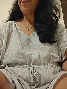 Susannemilf online show from April 2026 02:34:02 AM