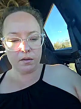 julimonroe online show from March 2025 03:10:02 PM