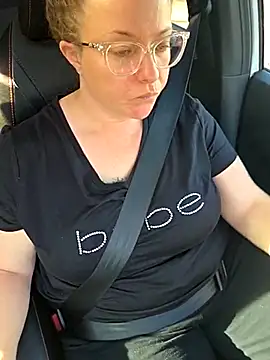 julimonroe online show from March 2025 02:42:02 PM