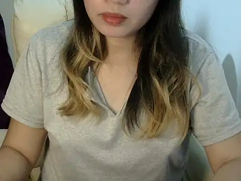    zurIII09  online show from September 2025 09:20:01 AM