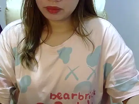    zurIII09  online show from November 2025 09:52:01 AM