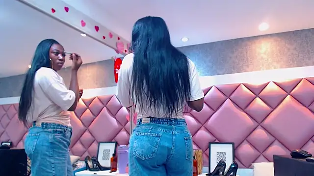 Snapshot of DanielaDuff chatting on September 2025 07:47:02 PM DanielaDuff online show from September 2025 07:47:02 PM