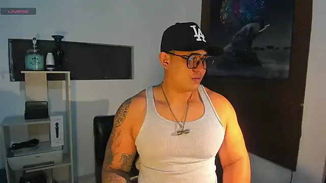 Colton Massif online show from December 2024 07:10:01 AM