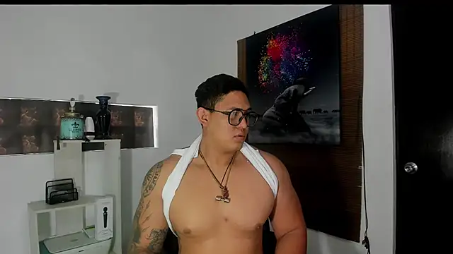 Colton Massif online show from January 2025 09:35:02 PM