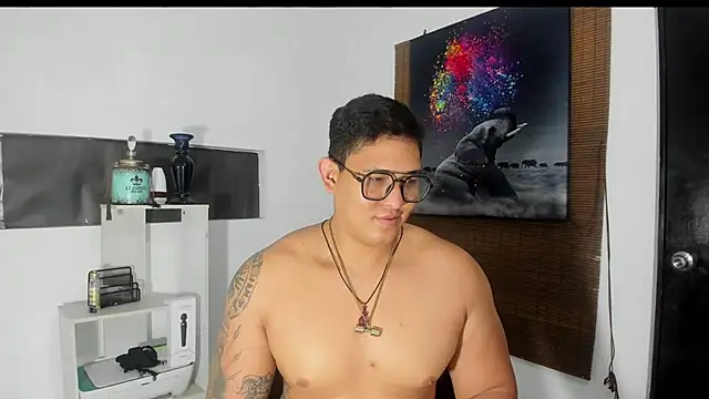 Colton Massif online show from January 2025 05:00:02 AM