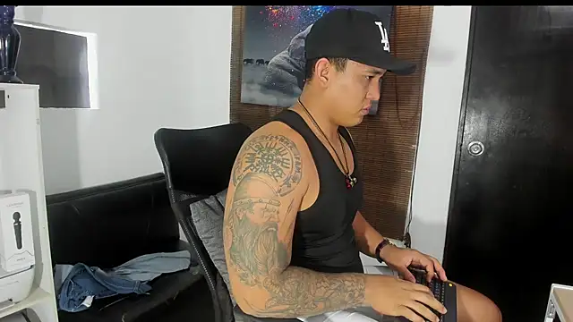 Colton Massif online show from January 2025 02:21:01 PM