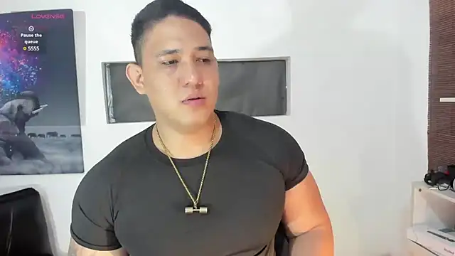 Colton Massif online show from February 2025 12:35:01 AM