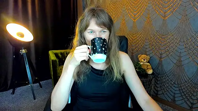 Snapshot of Anabell_xxx chatting on August 2026 05:28:02 AM Anabell xxx online show from August 2026 05:28:02 AM