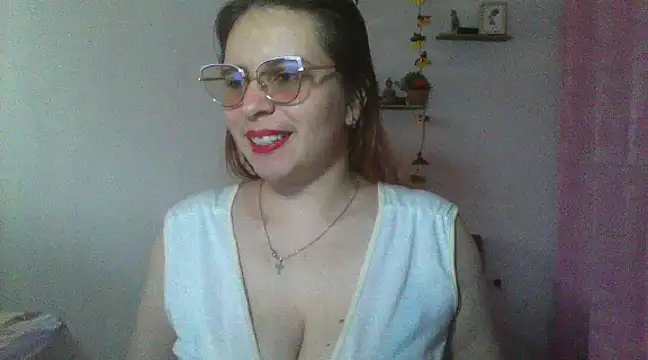 lorenitabella online show from March 2025 07:32:02 PM