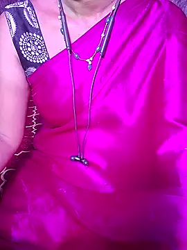 XBHUUME online show from October 2025 04:19:02 PM