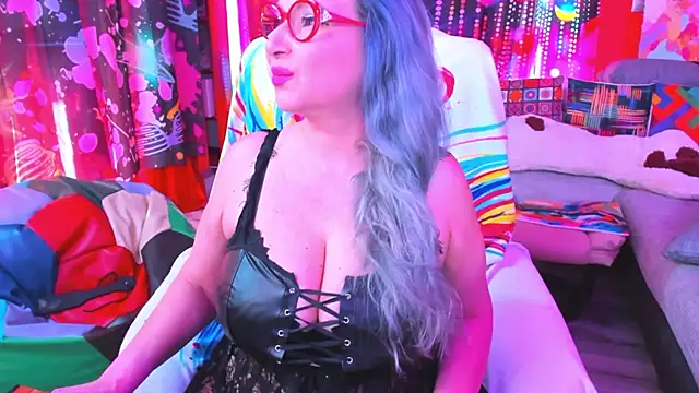 mature lisa naughty online show from March 2025 01:56:02 PM