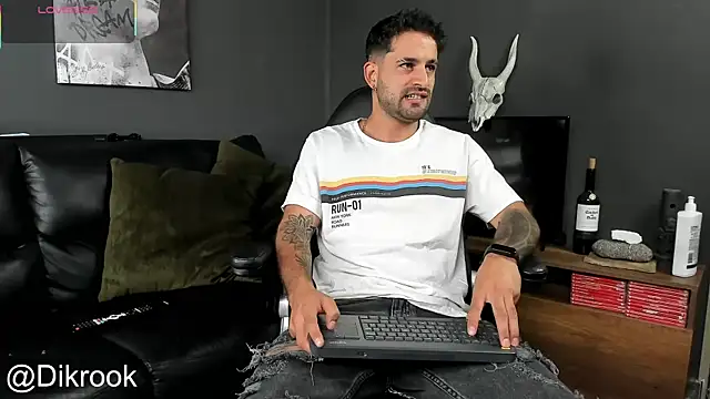 Davevilboy online show from January 2025 12:32:02 PM