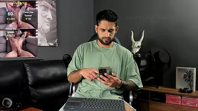 Davevilboy online show from March 2025 12:23:02 PM