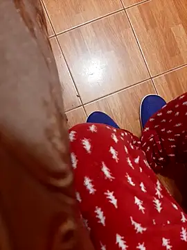 feet toes online show from October 2025 04:24:01 AM