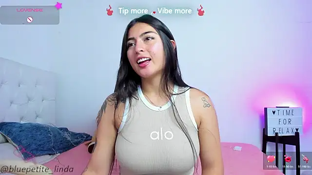 Blue Petite online show from March 2026 04:00:02 PM