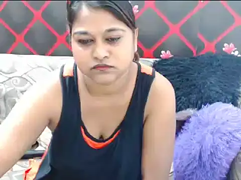 indian glitter online show from March 2025 05:31:02 PM