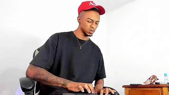 YeremiBrowm online show from February 2025 08:36:01 PM