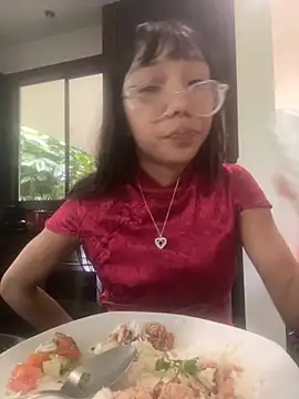 Karmakuro online show from October 2025 08:21:02 PM