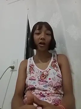 Snapshot of Karmakuro chatting on June 2026 05:35:01 AM Karmakuro online show from June 2026 05:35:01 AM