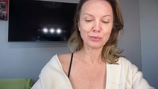 RachellAmazing online show from October 2025 12:11:01 PM