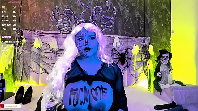 Sharik Mackay online show from October 2025 11:01:01 AM