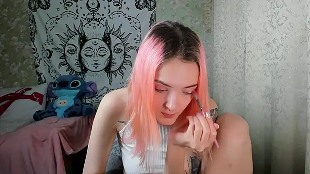 Snapshot of Cutie_Adelia chatting on January 2025 10:12:02 AM Cutie Adelia online show from January 2025 10:12:02 AM