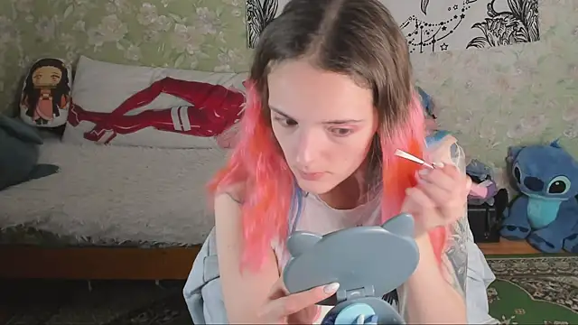 Snapshot of Cutie_Adelia chatting on October 2025 01:03:02 PM Cutie Adelia online show from October 2025 01:03:02 PM