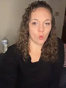 AuroraSummers online show from February 2025 01:00:02 AM