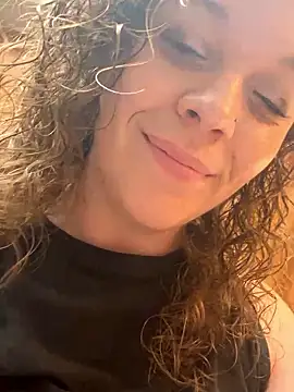 AuroraSummers online show from September 2025 02:32:01 PM