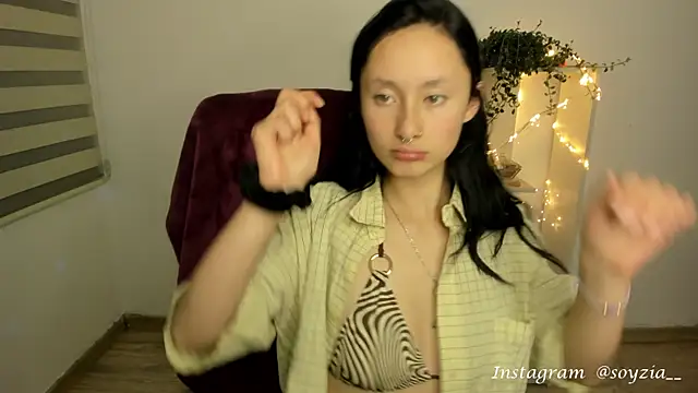 bellaa-w online show from March 2025 12:43:01 AM