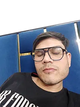 alex78265 online show from October 2025 04:38:02 PM