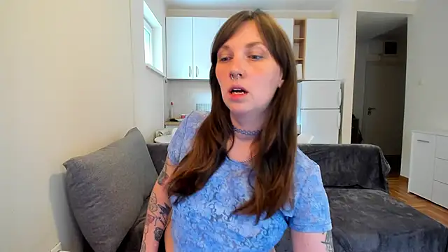 StacyTigerr online show from February 2025 02:05:01 PM