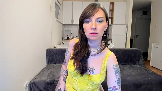 StacyTigerr online show from February 2025 01:00:02 AM