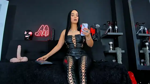 Amberstones online show from February 2025 09:03:02 PM