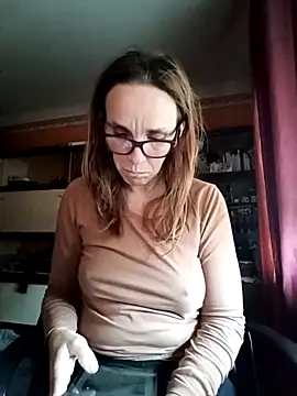 Dettybitch40 online show from October 2025 05:50:02 AM