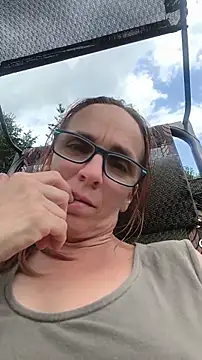 Snapshot of Dettybitch40 chatting on June 2026 11:23:02 AM Dettybitch40 online show from June 2026 11:23:02 AM
