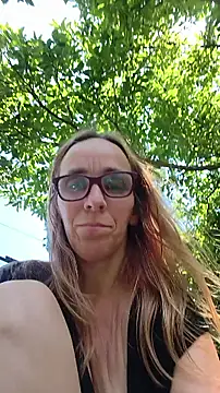 Snapshot of Dettybitch40 chatting on July 2026 12:30:02 PM Dettybitch40 online show from July 2026 12:30:02 PM