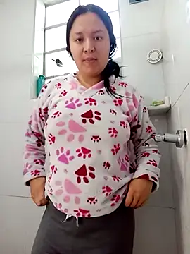 Arisha34 online show from February 2025 02:10:02 PM