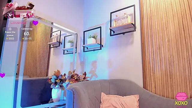 HannaPetit online show from February 2025 02:46:02 PM