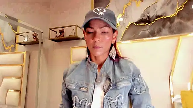 HannaPetit online show from February 2026 11:42:02 AM