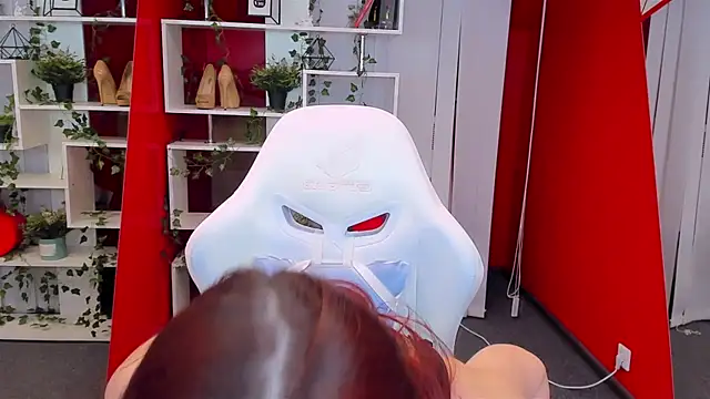 KateCloud online show from April 2026 05:17:01 PM