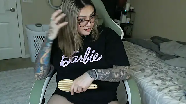 nativepumpkin95 online show from January 2025 03:50:02 AM