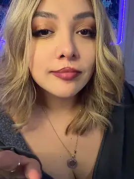 nativepumpkin95 online show from March 2025 08:45:01 AM