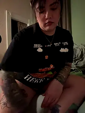 nativepumpkin95 online show from September 2025 10:35:01 PM